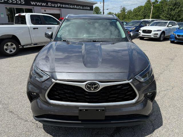 used 2021 Toyota Highlander car, priced at $27,995