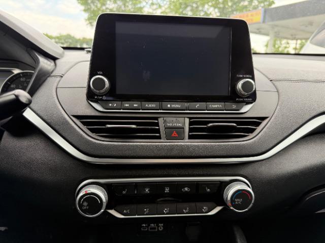 used 2022 Nissan Altima car