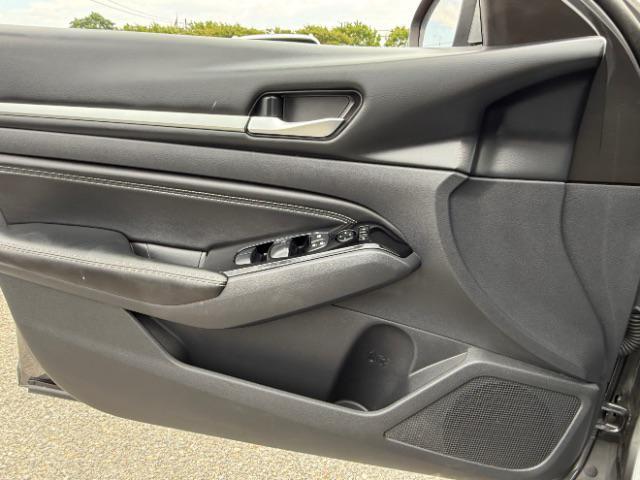 used 2022 Nissan Altima car