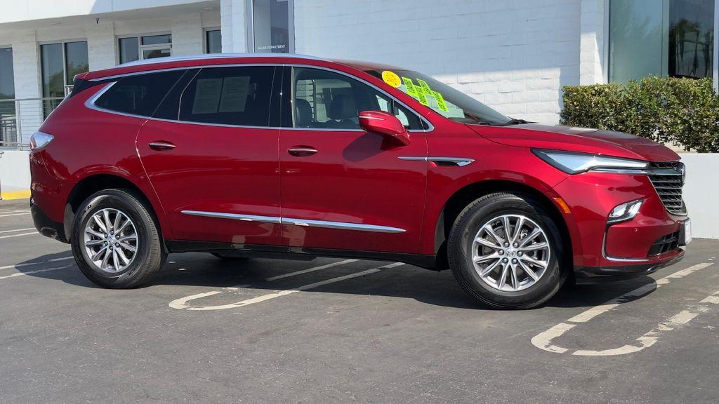 used 2024 Buick Enclave car, priced at $35,995