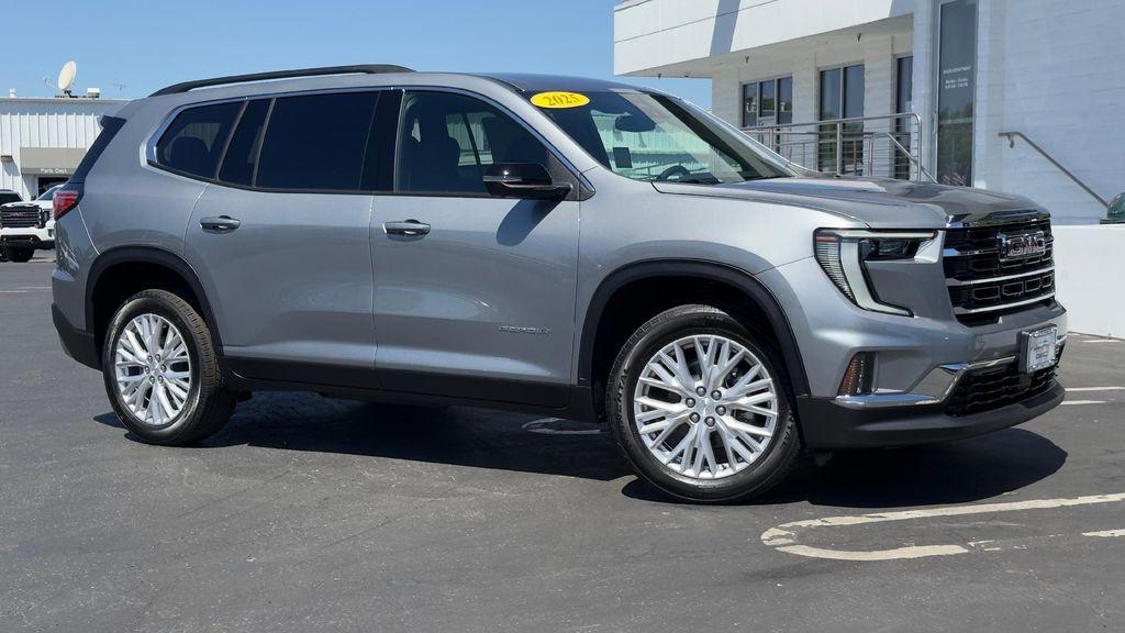 new 2025 GMC Acadia car, priced at $49,119