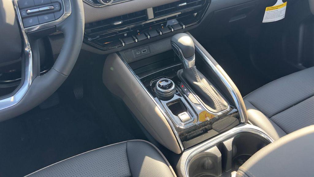new 2025 GMC Canyon car, priced at $54,585