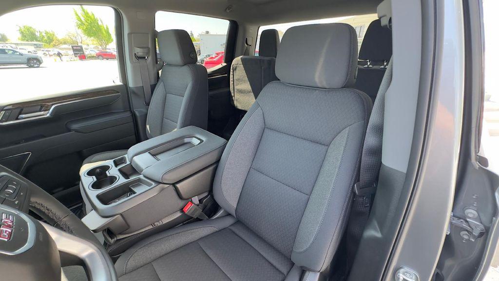 new 2025 GMC Sierra 1500 car, priced at $49,435