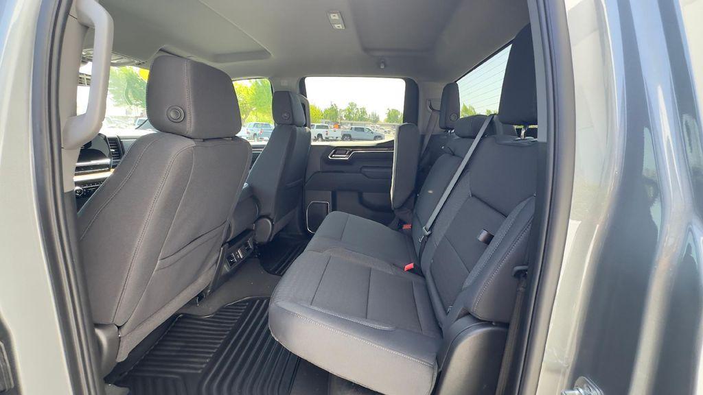 new 2025 GMC Sierra 1500 car, priced at $49,435