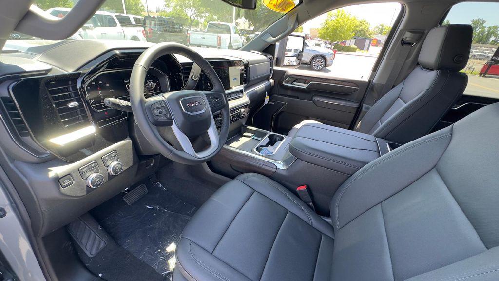 new 2025 GMC Sierra 2500 car, priced at $75,360