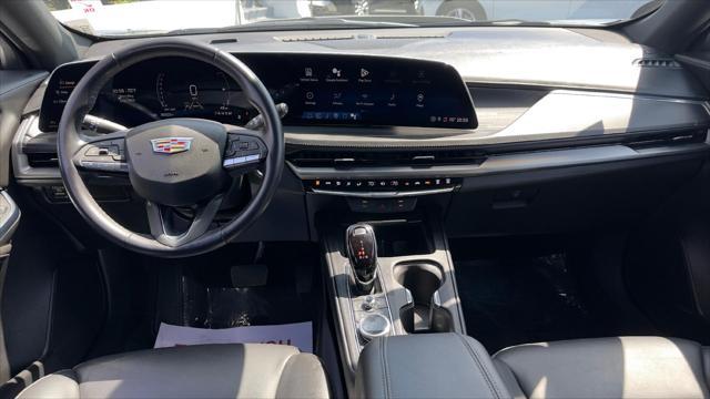 used 2024 Cadillac XT4 car, priced at $33,995