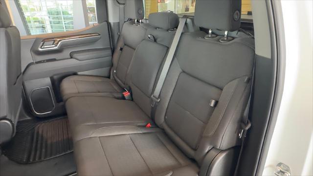 new 2025 GMC Sierra 1500 car, priced at $53,380