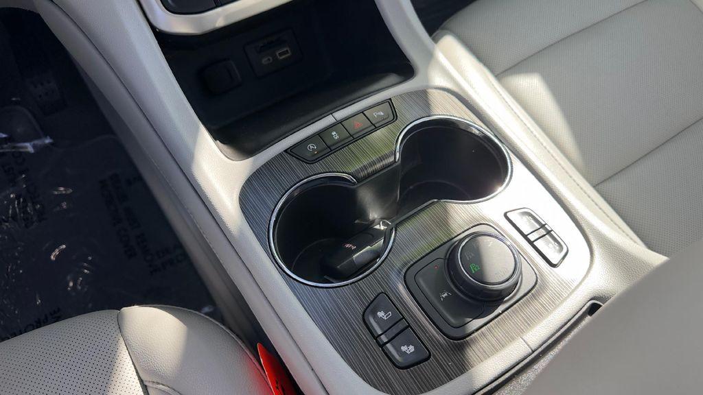 used 2023 GMC Acadia car, priced at $29,888