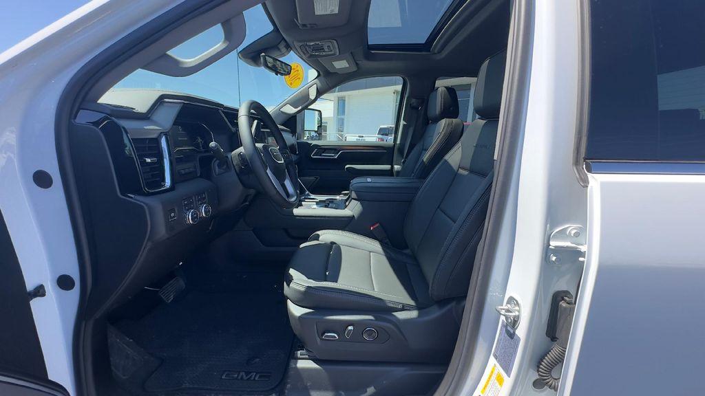 new 2025 GMC Sierra 2500 car, priced at $86,550