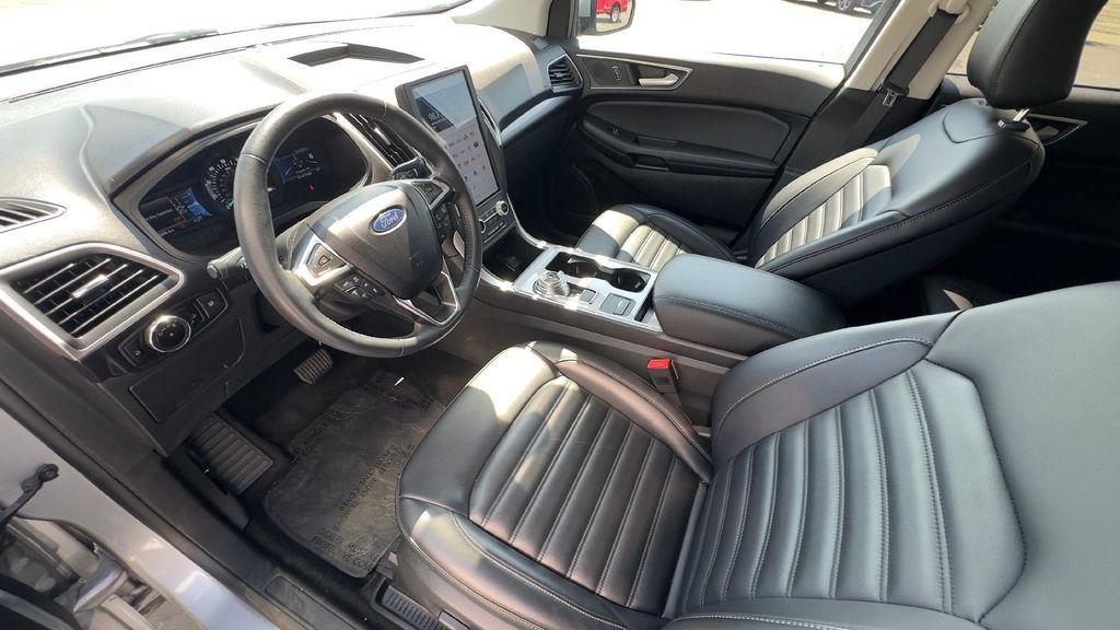 used 2024 Ford Edge car, priced at $22,995