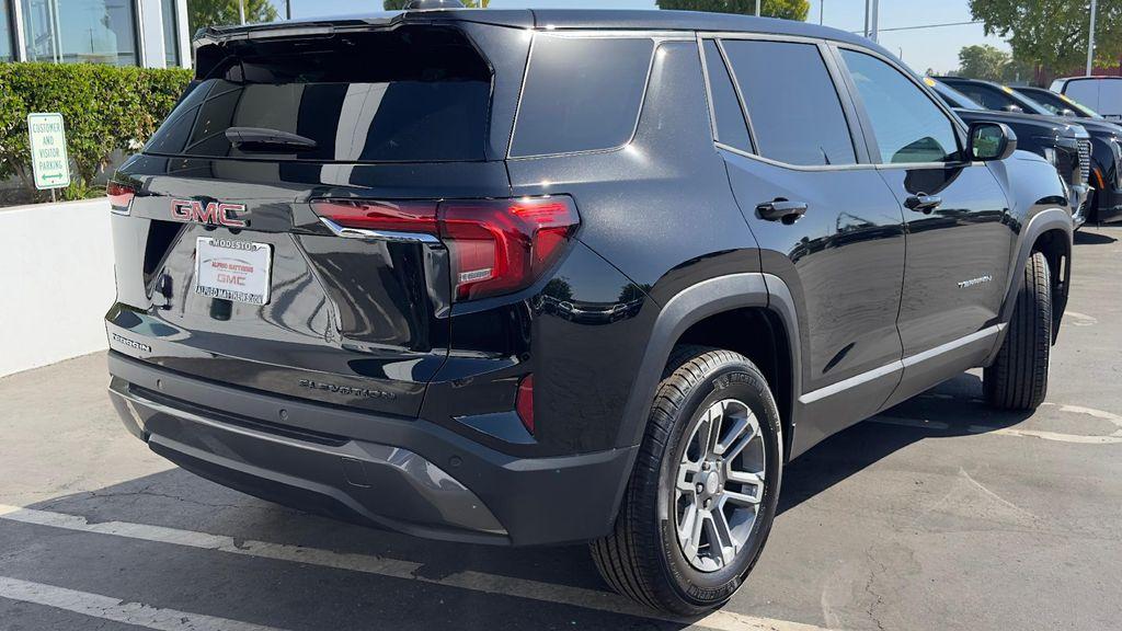 new 2026 GMC Terrain car, priced at $32,785