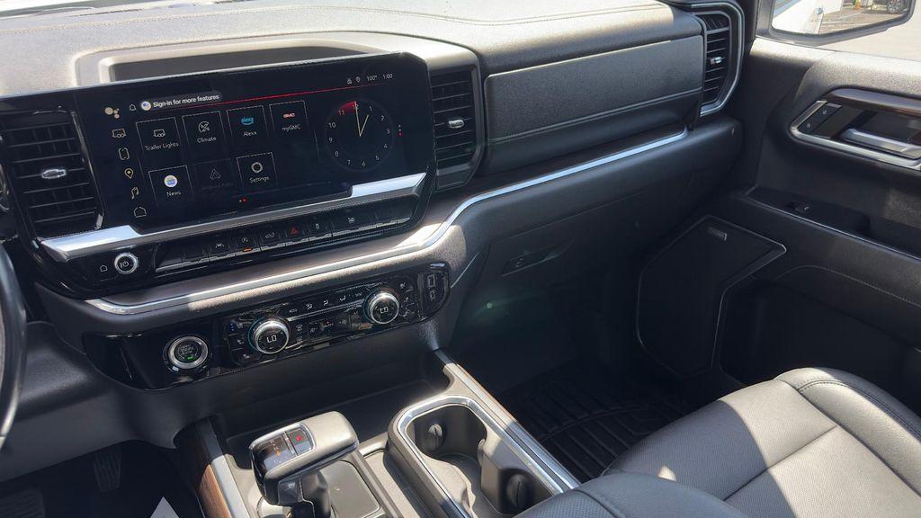 used 2023 GMC Sierra 1500 car, priced at $44,995