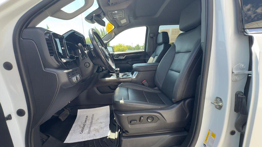 used 2023 GMC Sierra 1500 car, priced at $44,995