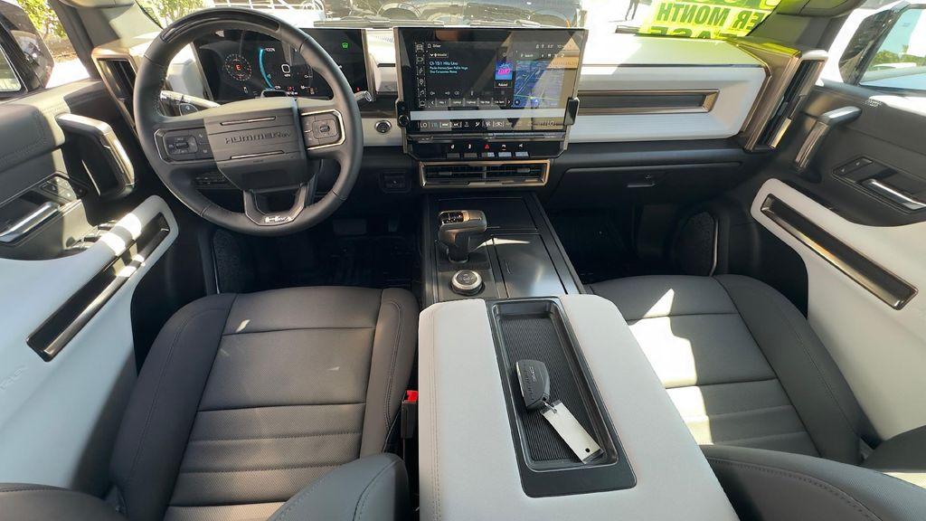 used 2025 GMC HUMMER EV Pickup car, priced at $100,189