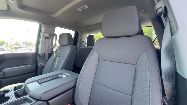 new 2025 GMC Sierra 1500 car, priced at $40,435