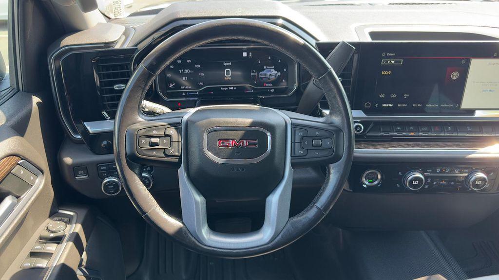 used 2022 GMC Sierra 1500 car, priced at $41,520