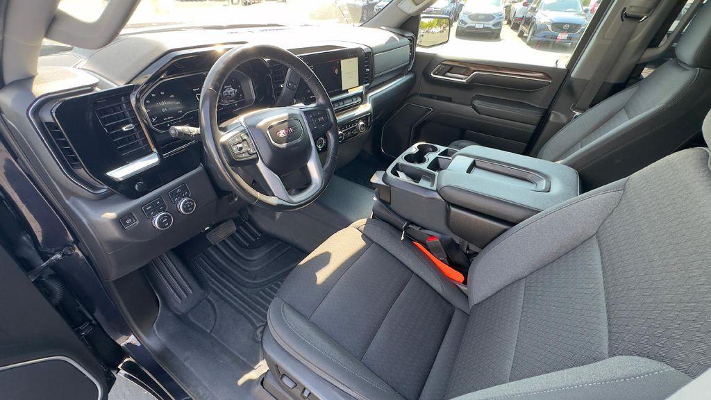 used 2022 GMC Sierra 1500 car, priced at $41,520