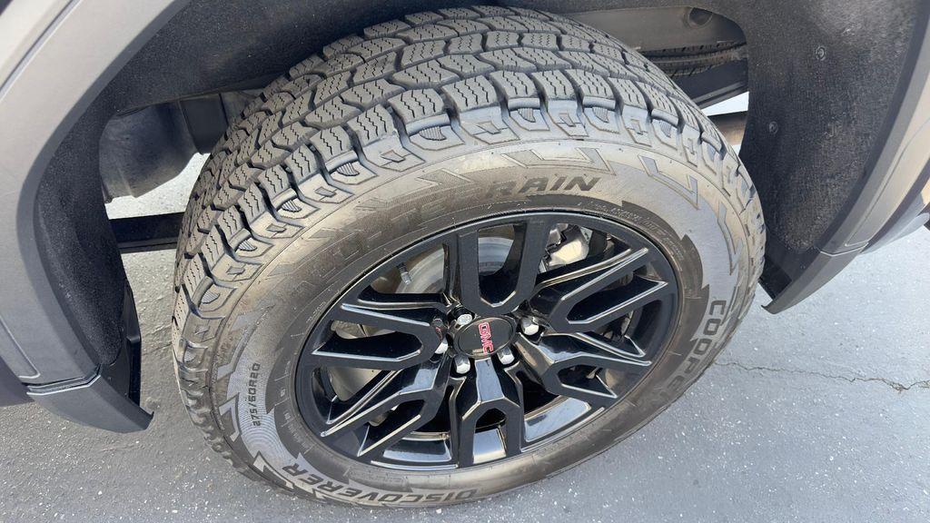 used 2022 GMC Sierra 1500 car, priced at $41,520