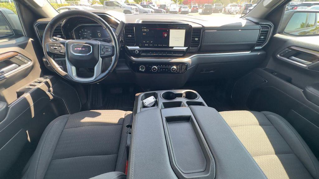 used 2022 GMC Sierra 1500 car, priced at $41,520