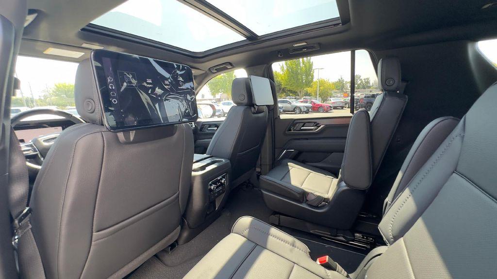 new 2025 GMC Yukon car, priced at $95,720