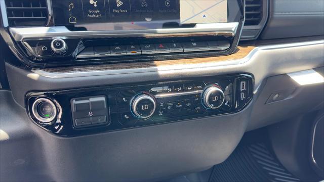 new 2025 GMC Sierra 1500 car, priced at $53,640