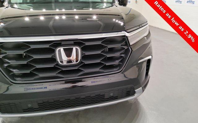 new 2025 Honda Pilot car, priced at $46,995