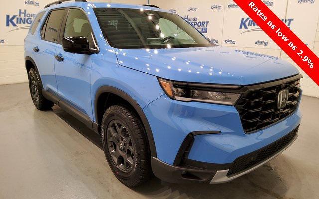 new 2025 Honda Pilot car, priced at $51,250