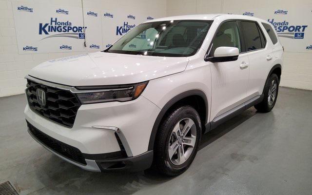 new 2025 Honda Pilot car, priced at $42,344