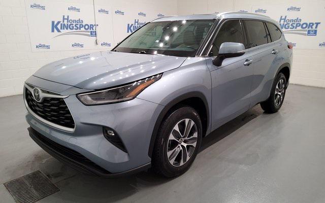 used 2021 Toyota Highlander car, priced at $34,988