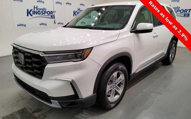 new 2025 Honda Pilot car, priced at $45,350