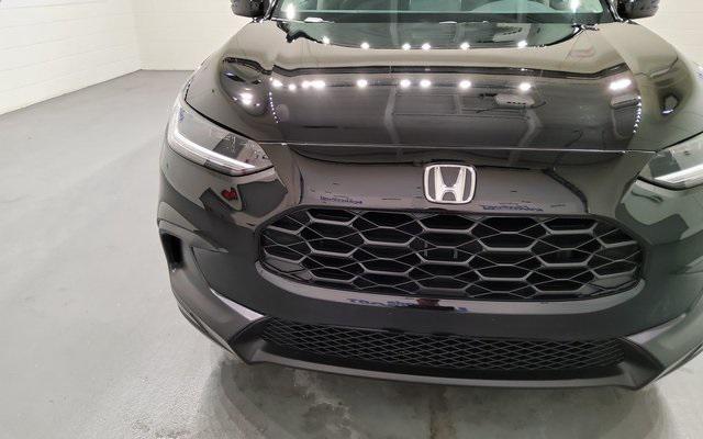 new 2025 Honda HR-V car, priced at $28,250