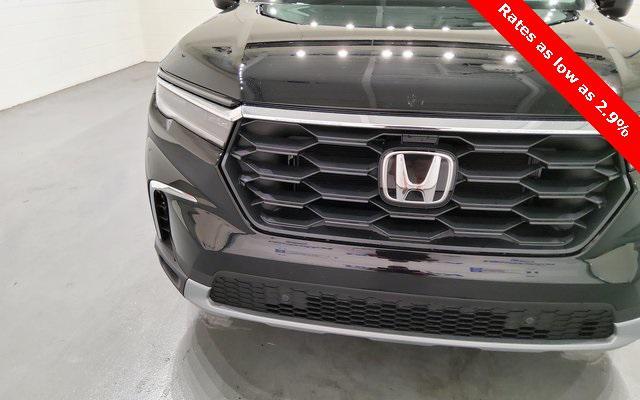 new 2025 Honda Pilot car, priced at $45,819