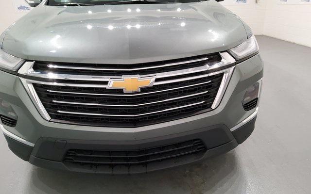 used 2023 Chevrolet Traverse car, priced at $31,888