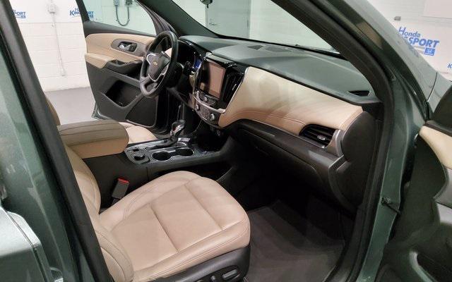 used 2023 Chevrolet Traverse car, priced at $31,888