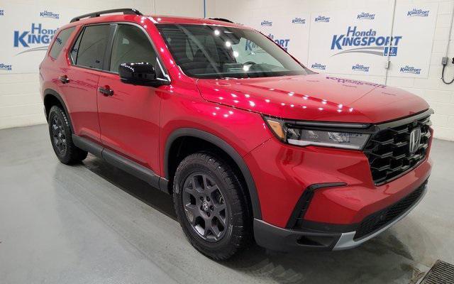 new 2025 Honda Pilot car, priced at $51,250