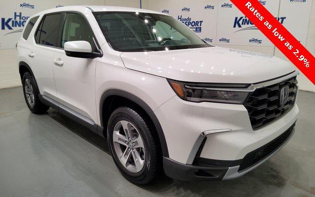 new 2025 Honda Pilot car, priced at $45,350