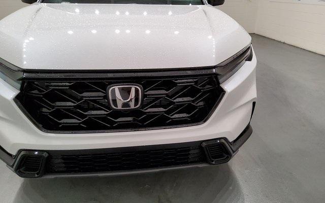 new 2025 Honda CR-V Hybrid car, priced at $37,955