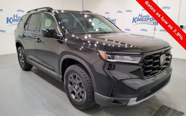 new 2025 Honda Pilot car, priced at $51,275