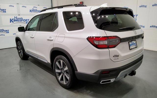 new 2025 Honda Pilot car, priced at $52,440