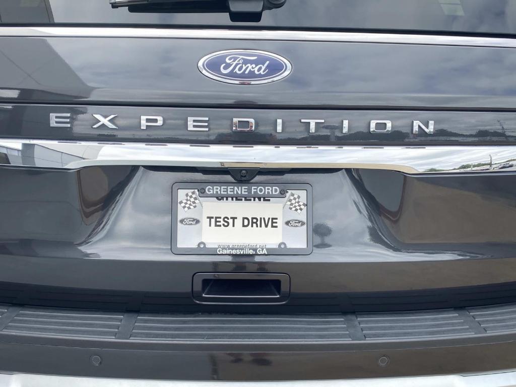 used 2024 Ford Expedition car, priced at $49,597