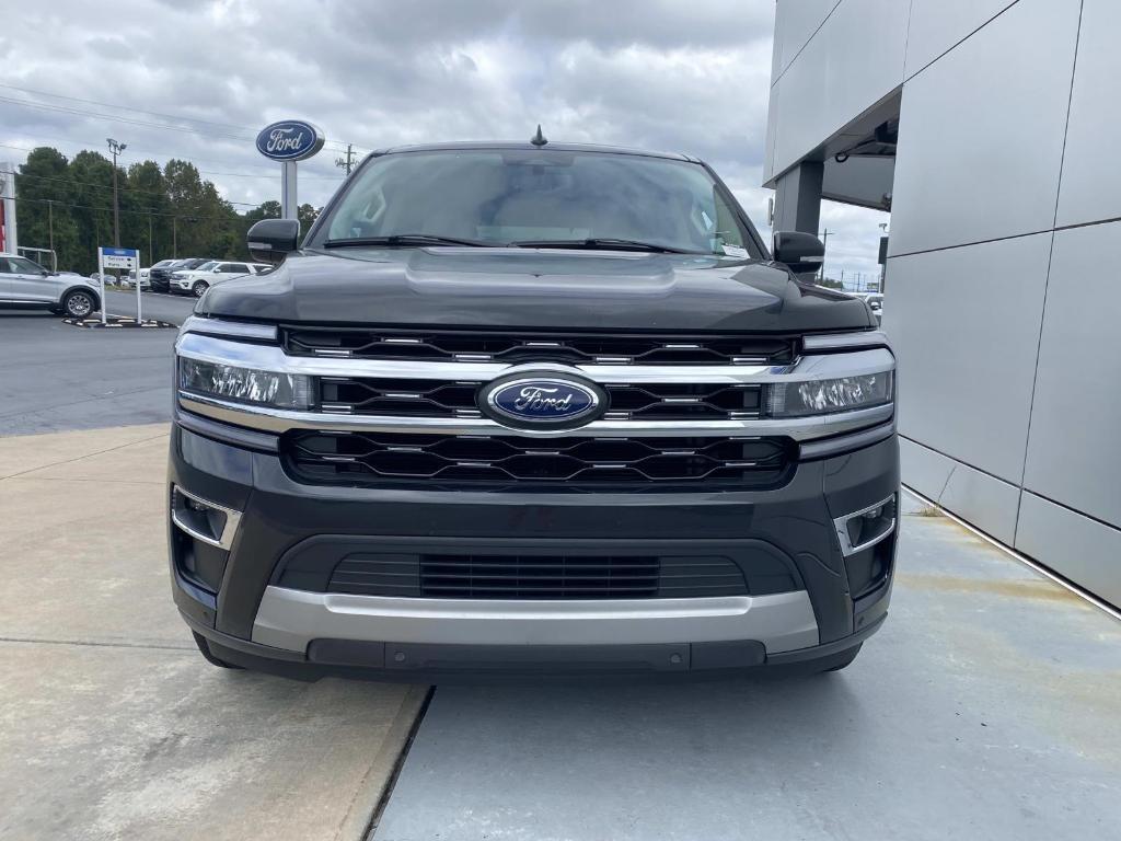 used 2024 Ford Expedition car, priced at $49,597
