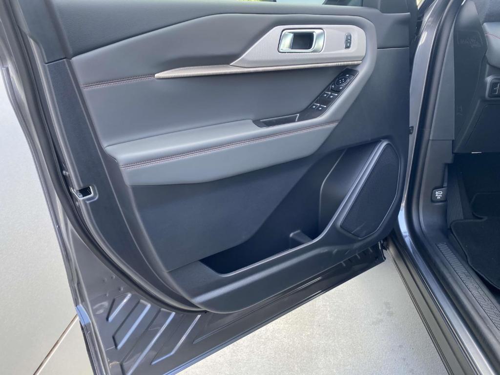 new 2025 Ford Explorer car, priced at $45,190