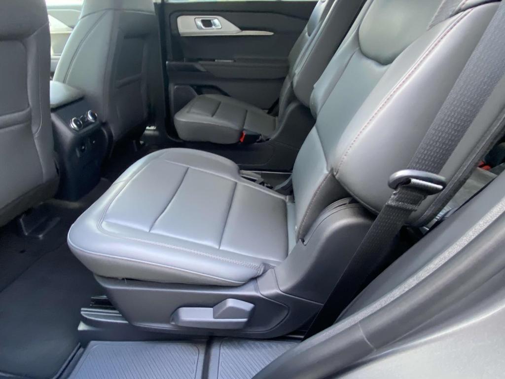 new 2025 Ford Explorer car, priced at $45,190