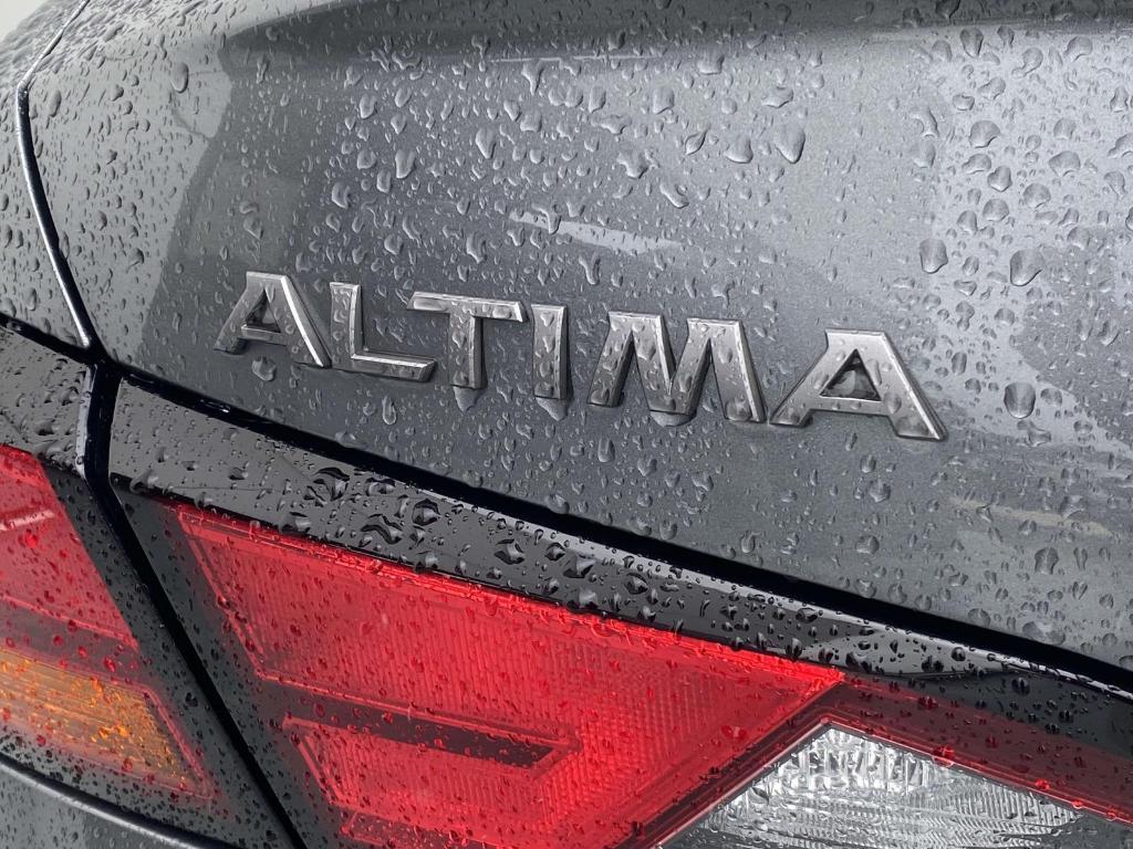used 2023 Nissan Altima car, priced at $21,997