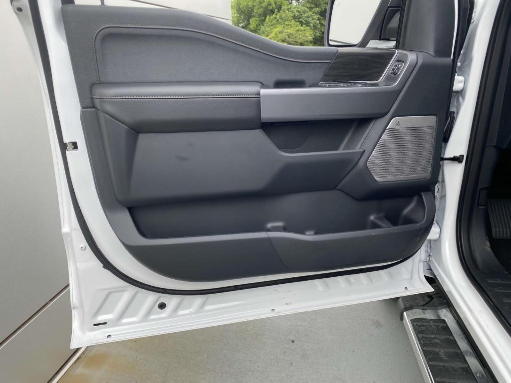 new 2025 Ford F-150 car, priced at $62,712