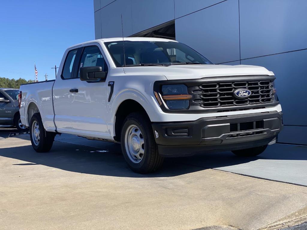 new 2025 Ford F-150 car, priced at $41,105