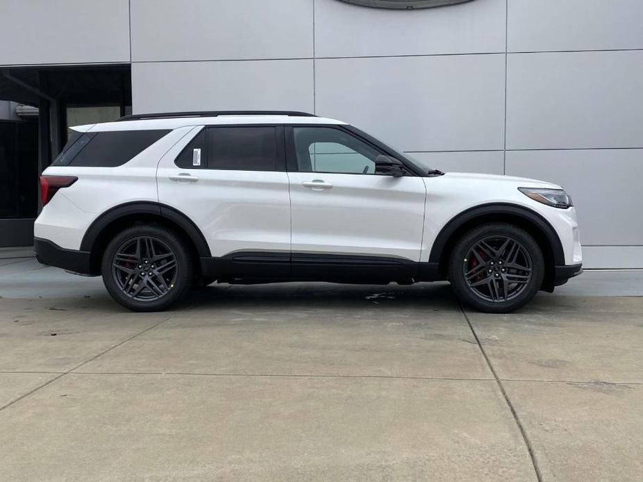 new 2025 Ford Explorer car, priced at $57,690