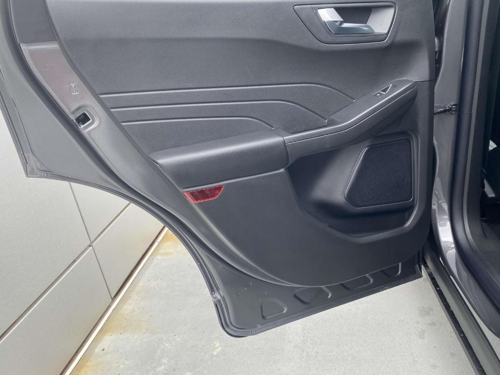 new 2025 Ford Escape car, priced at $30,686