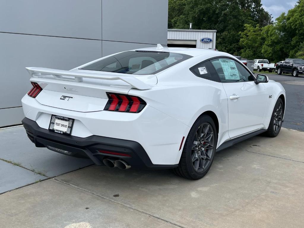 new 2025 Ford Mustang car
