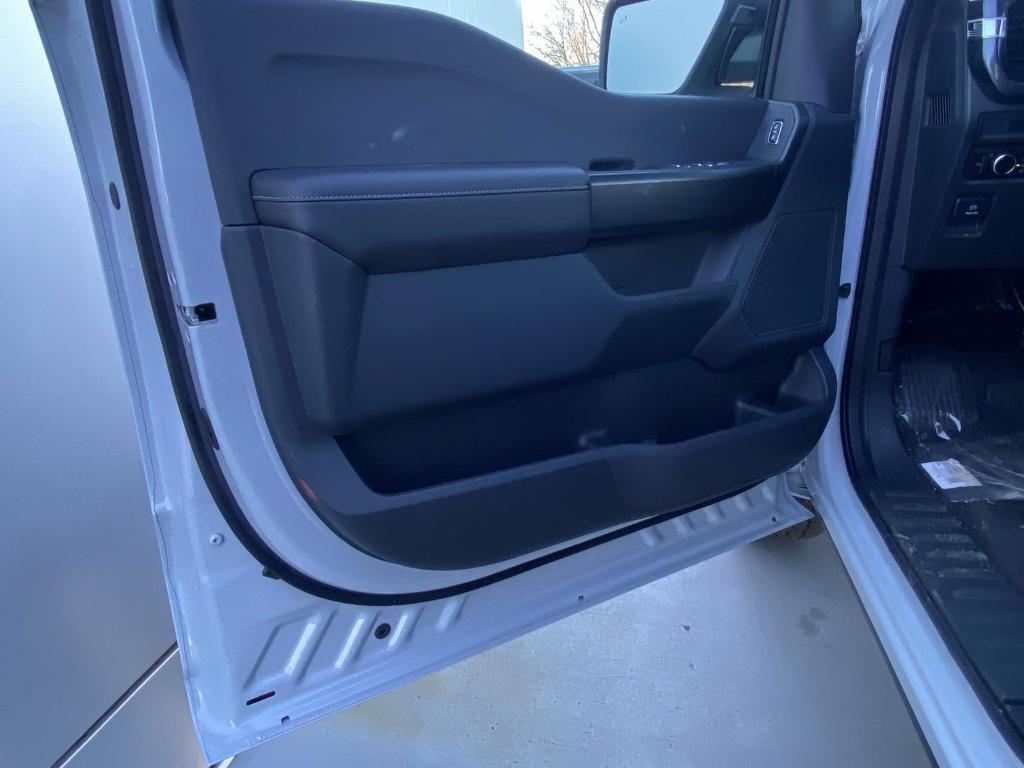 new 2025 Ford F-150 car, priced at $46,949